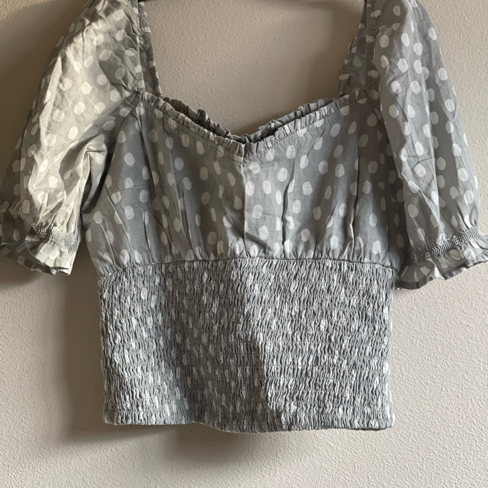 Puff sleeves sweetheart neckline top